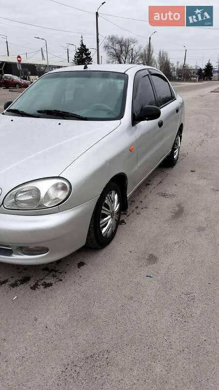 Седан Daewoo Sens 2005 в Днепре