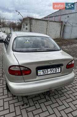 Седан Daewoo Sens 2003 в Смеле