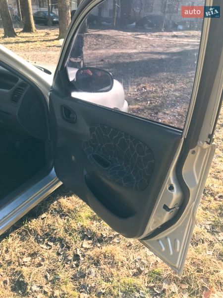 Седан Daewoo Sens 2002 в Житомирі