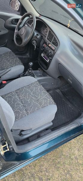 Седан Daewoo Sens 2004 в Дубно