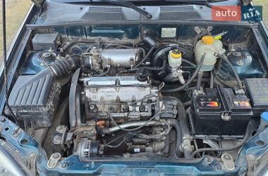 Седан Daewoo Sens 2004 в Дубно