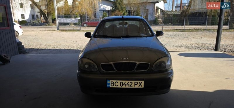Седан Daewoo Sens 2004 в Львове