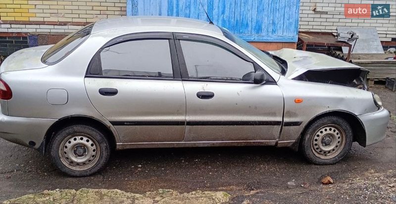 Седан Daewoo Sens 2005 в Путивлі