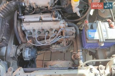 Седан Daewoo Sens 2003 в Ужгороді