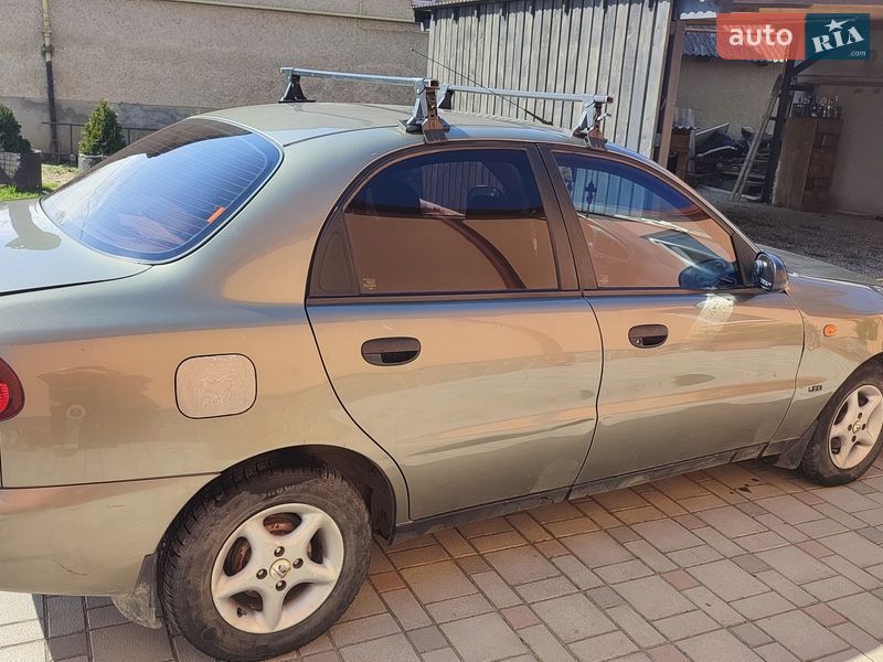 Седан Daewoo Sens 2003 в Ужгороде