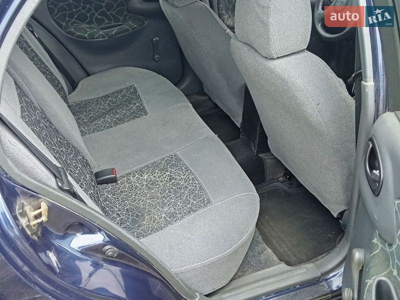 Седан Daewoo Sens 2004 в Днепре