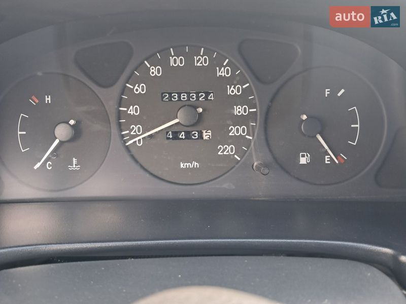 Седан Daewoo Sens 2005 в Сумах