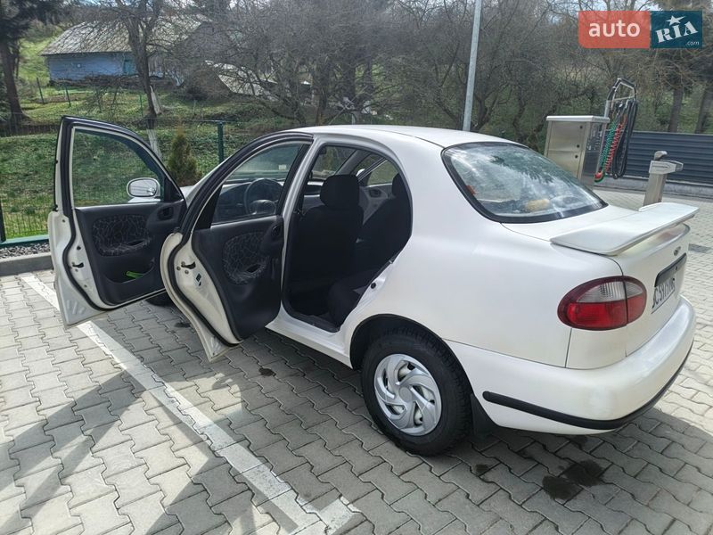 Седан Daewoo Sens 2003 в Старому Самборі