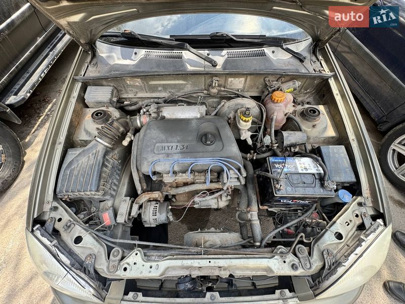 Седан Daewoo Sens 2004 в Запоріжжі