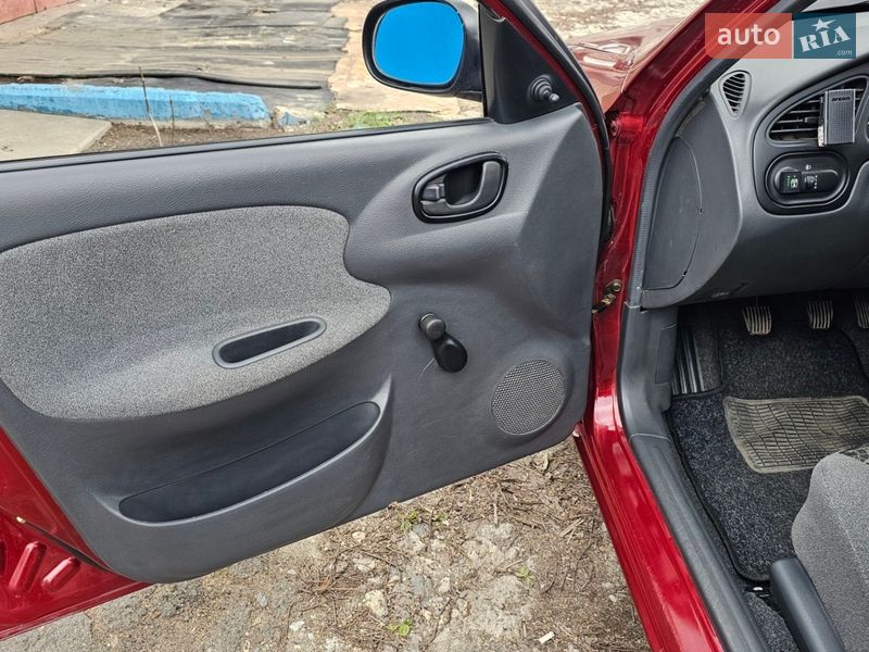 Седан Daewoo Sens 2005 в Кривом Роге