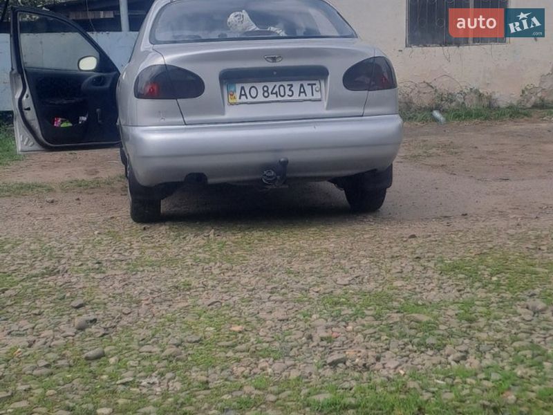 Седан Daewoo Sens 2004 в Хусті