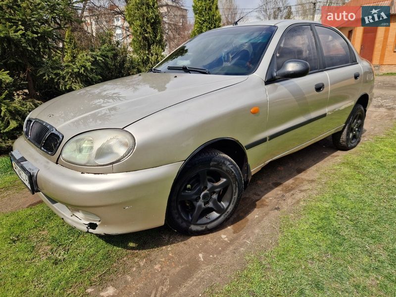 Седан Daewoo Sens 2004 в Ромнах