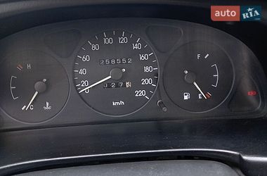 Седан Daewoo Sens 2005 в Днепре