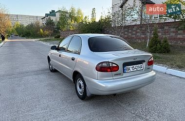 Седан Daewoo Sens 2005 в Вараше