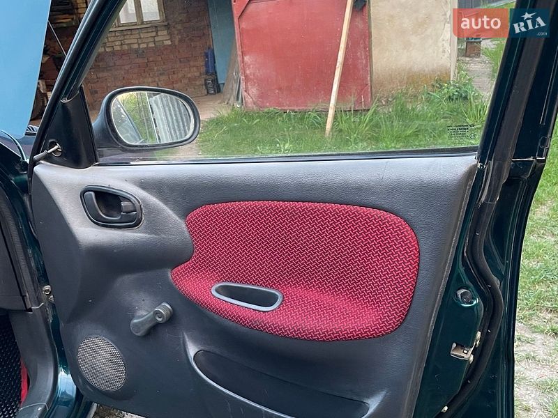 Седан Daewoo Sens 2004 в Каменец-Подольском