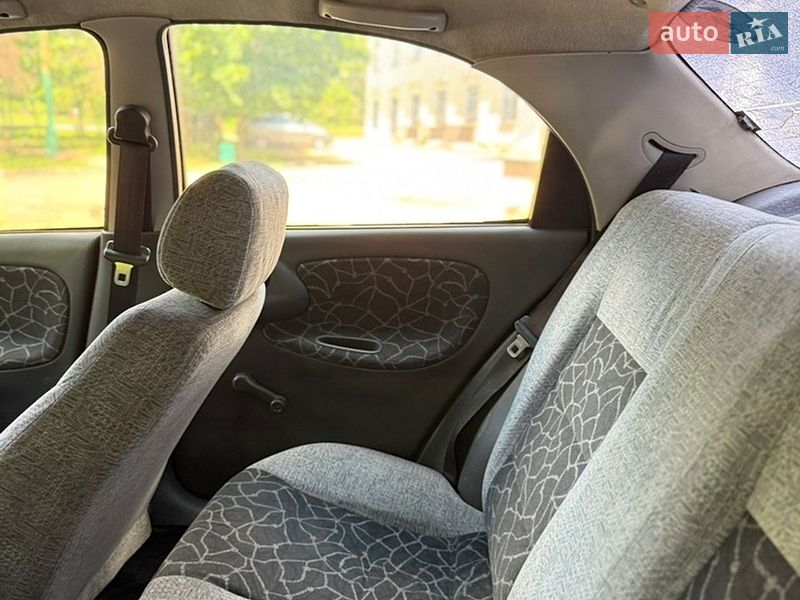 Седан Daewoo Sens 2004 в Запоріжжі