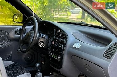 Седан Daewoo Sens 2004 в Запоріжжі