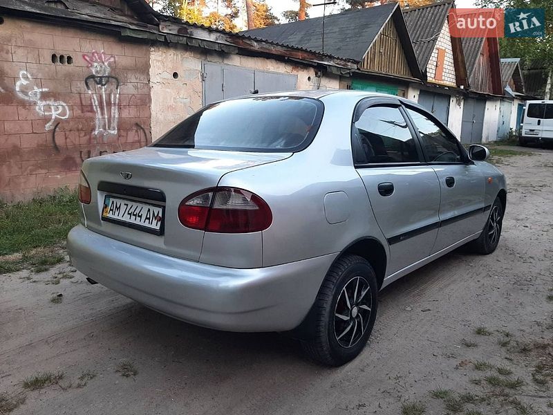 Седан Daewoo Sens 2007 в Озерному