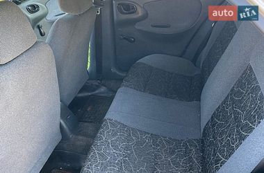 Седан Daewoo Sens 2005 в Косове