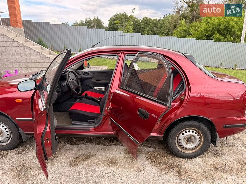 Седан Daewoo Sens 2005 в Белогородке