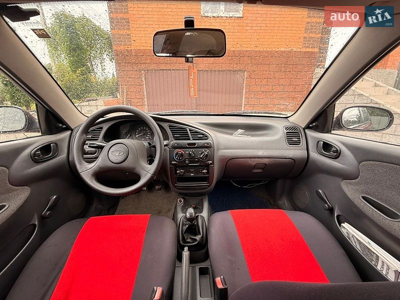 Седан Daewoo Sens 2005 в Белогородке