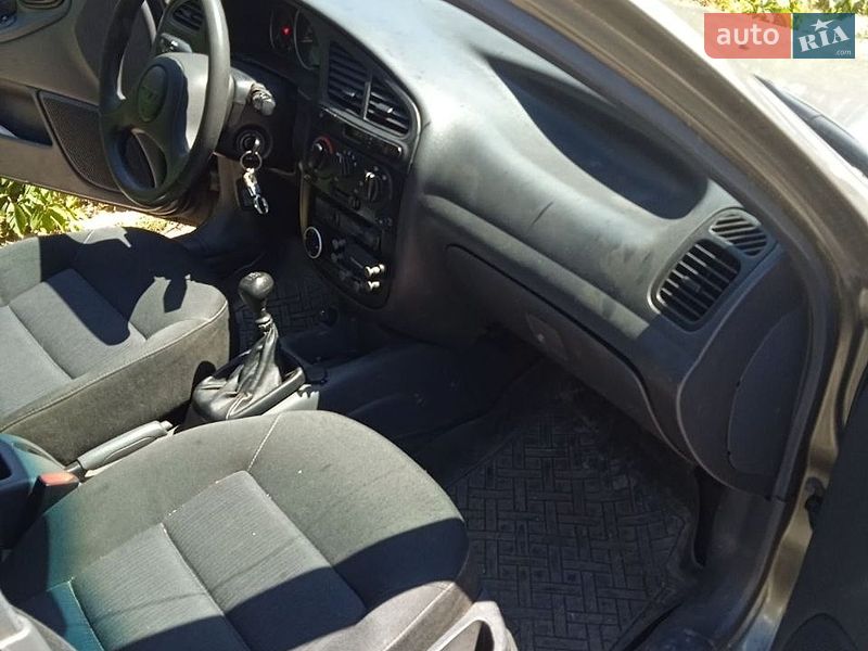 Седан Daewoo Sens 2004 в Запоріжжі