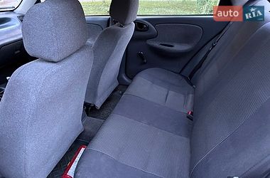 Седан Daewoo Sens 2004 в Лубнах