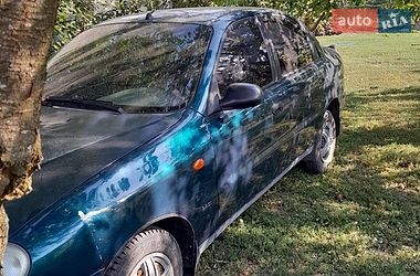 Седан Daewoo Sens 2004 в Бучаче