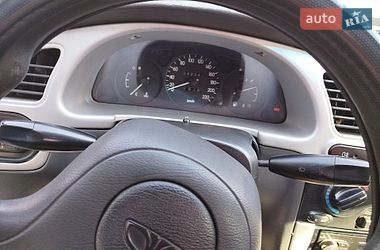 Седан Daewoo Sens 2003 в Киеве