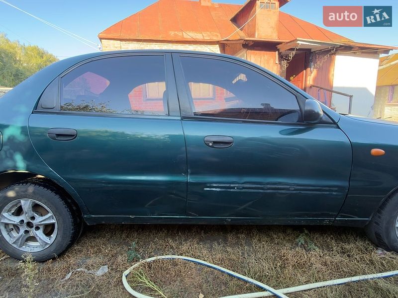 Седан Daewoo Sens 2006 в Тростянці