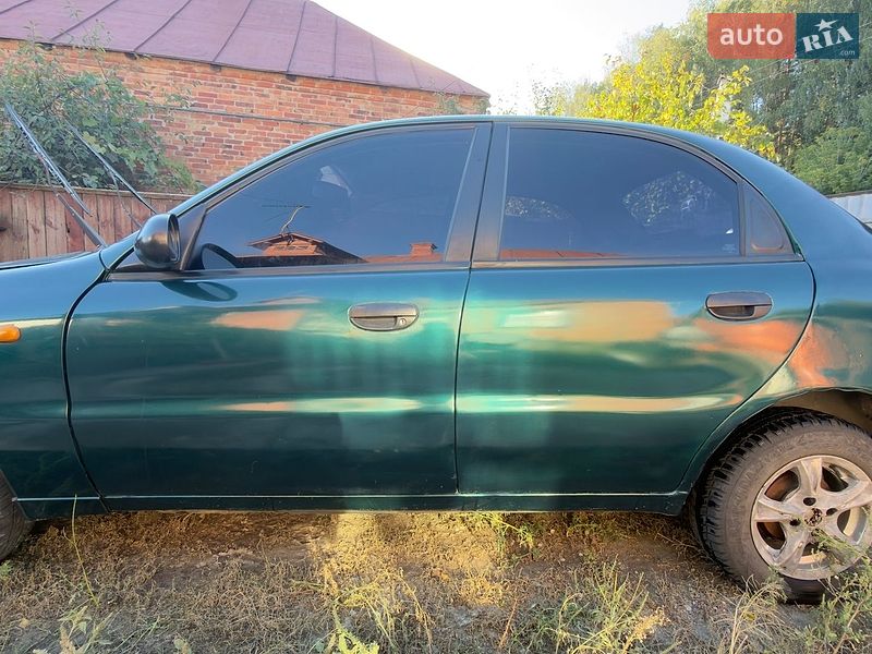 Седан Daewoo Sens 2006 в Тростянці