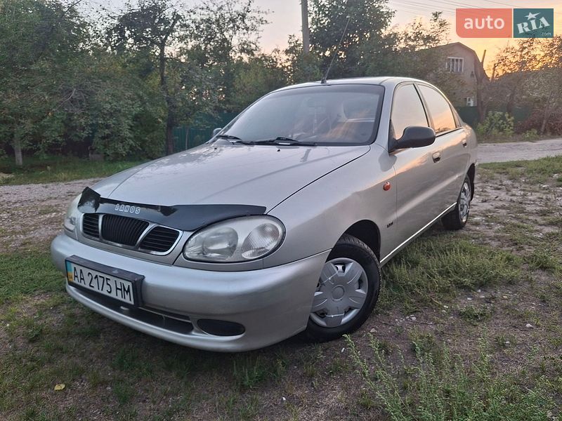 Седан Daewoo Sens 2003 в Носовке