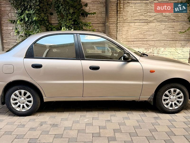 Седан Daewoo Sens 2004 в Запоріжжі