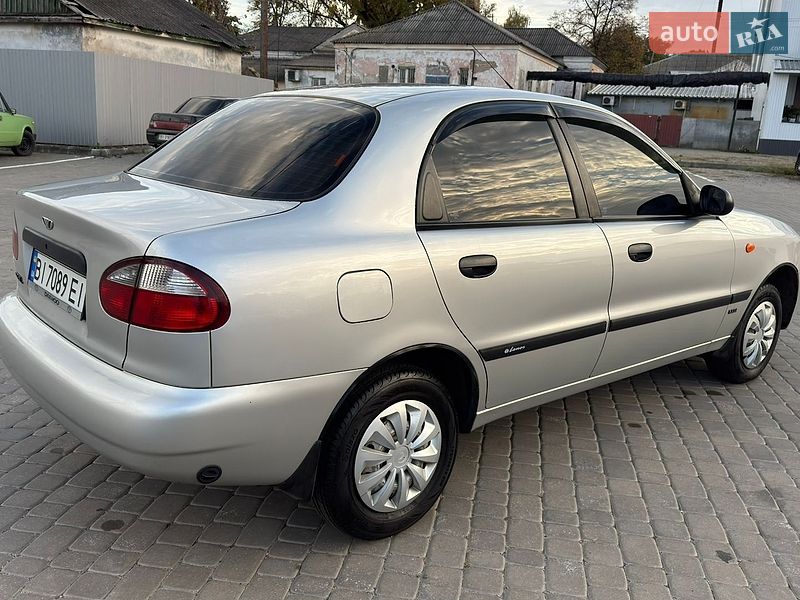Седан Daewoo Sens 2004 в Кременчуці