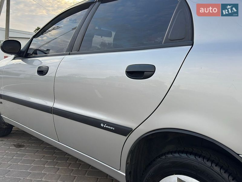 Седан Daewoo Sens 2004 в Кременчуці