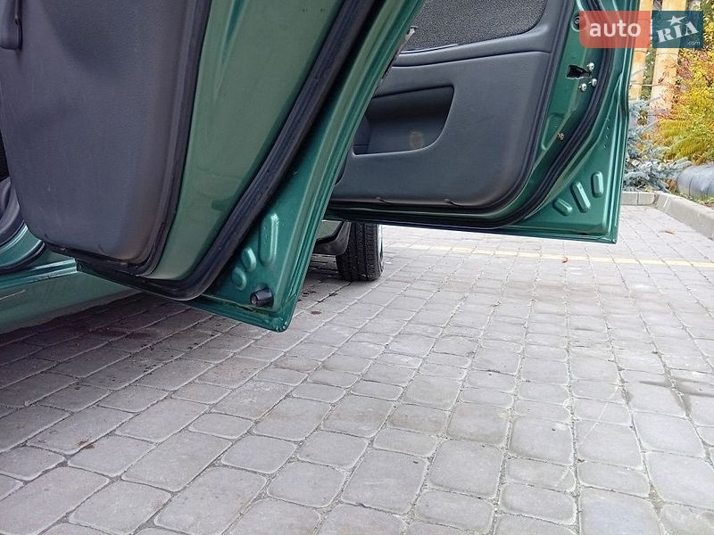 Хэтчбек Daewoo Sens 2011 в Новояворовске
