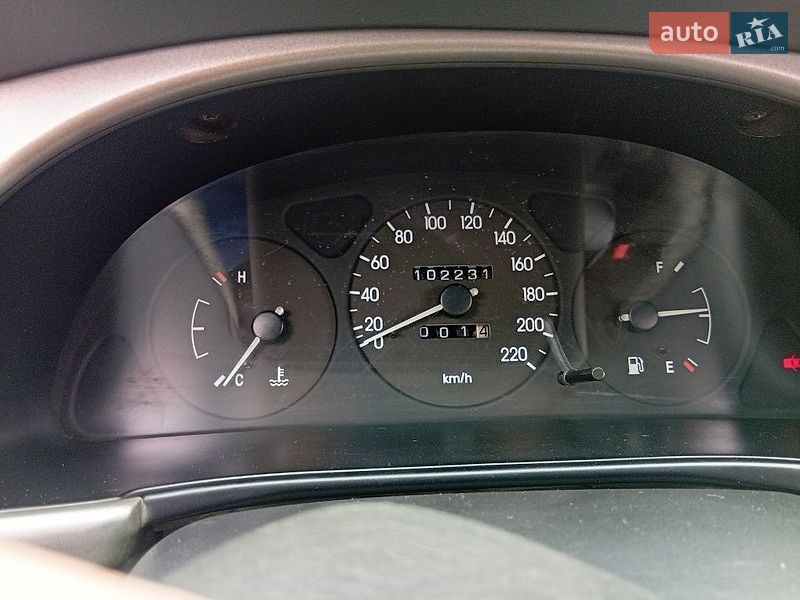 Хэтчбек Daewoo Sens 2011 в Новояворовске