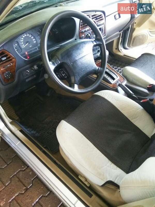 Седан Daewoo Super Salon 1996 в Яготині