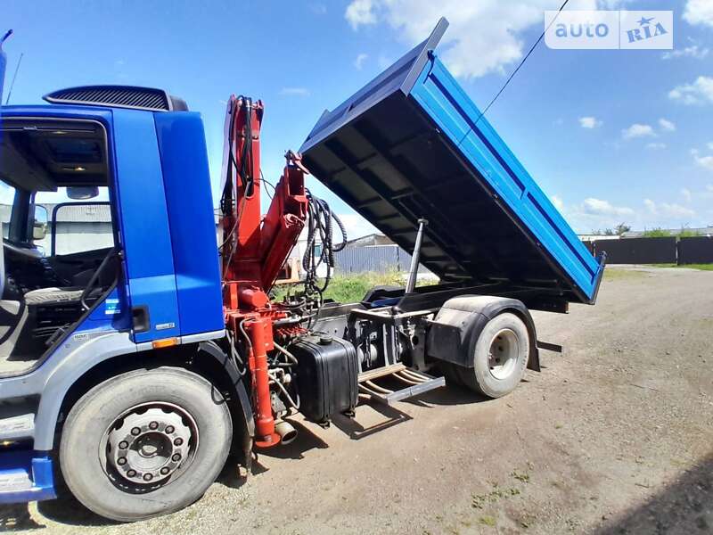 Самосвал DAF 75 2009 в Ивано-Франковске