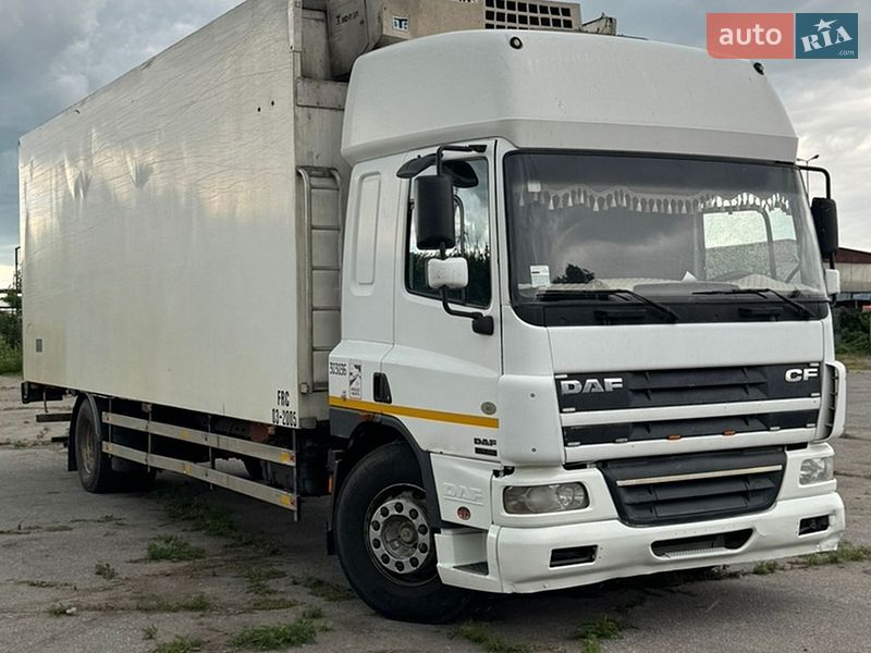 Рефрижератор DAF 75 2003 в Прилуках