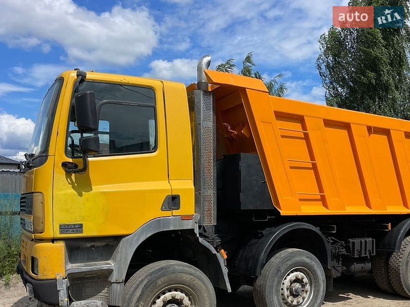 Самоскид DAF 85 2000 в Бучі