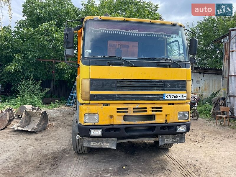 Самоскид DAF 85 2000 в Бучі