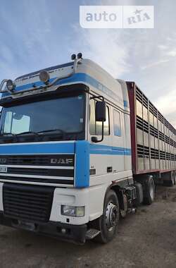 Для перевезення тварин DAF 95 2002 в Умані