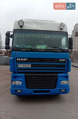 Контейнеровоз DAF 95 2004 в Києві