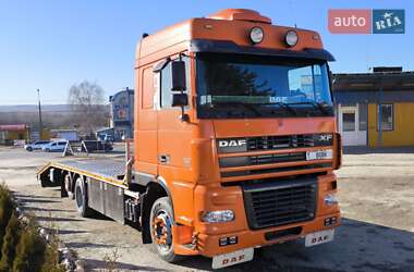 Эвакуатор DAF 95 2004 в 