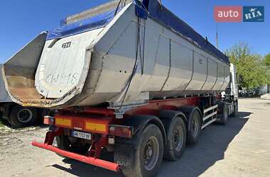 Самосвал DAF 95 2002 в 