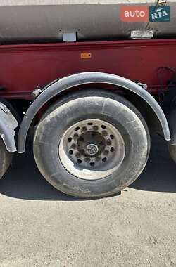 Самосвал DAF 95 2002 в 