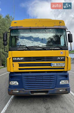 Тягач DAF 95 2006 в Обухове