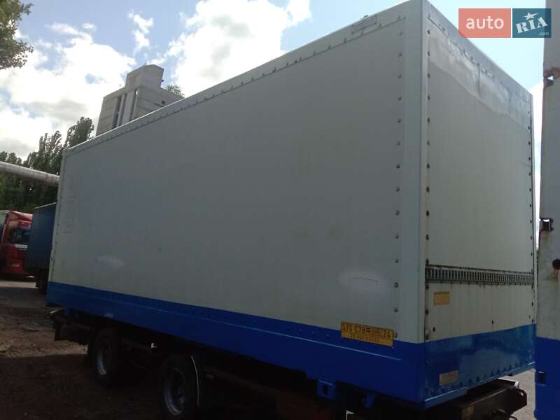 Грузовой фургон DAF 95 2004 в Киеве