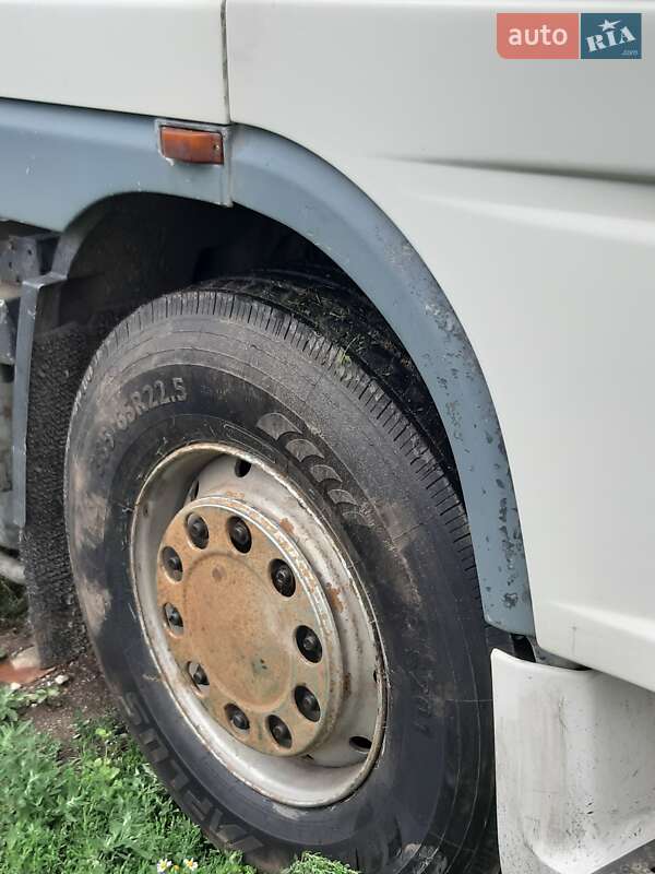 Тягач DAF 95 2002 в Городке